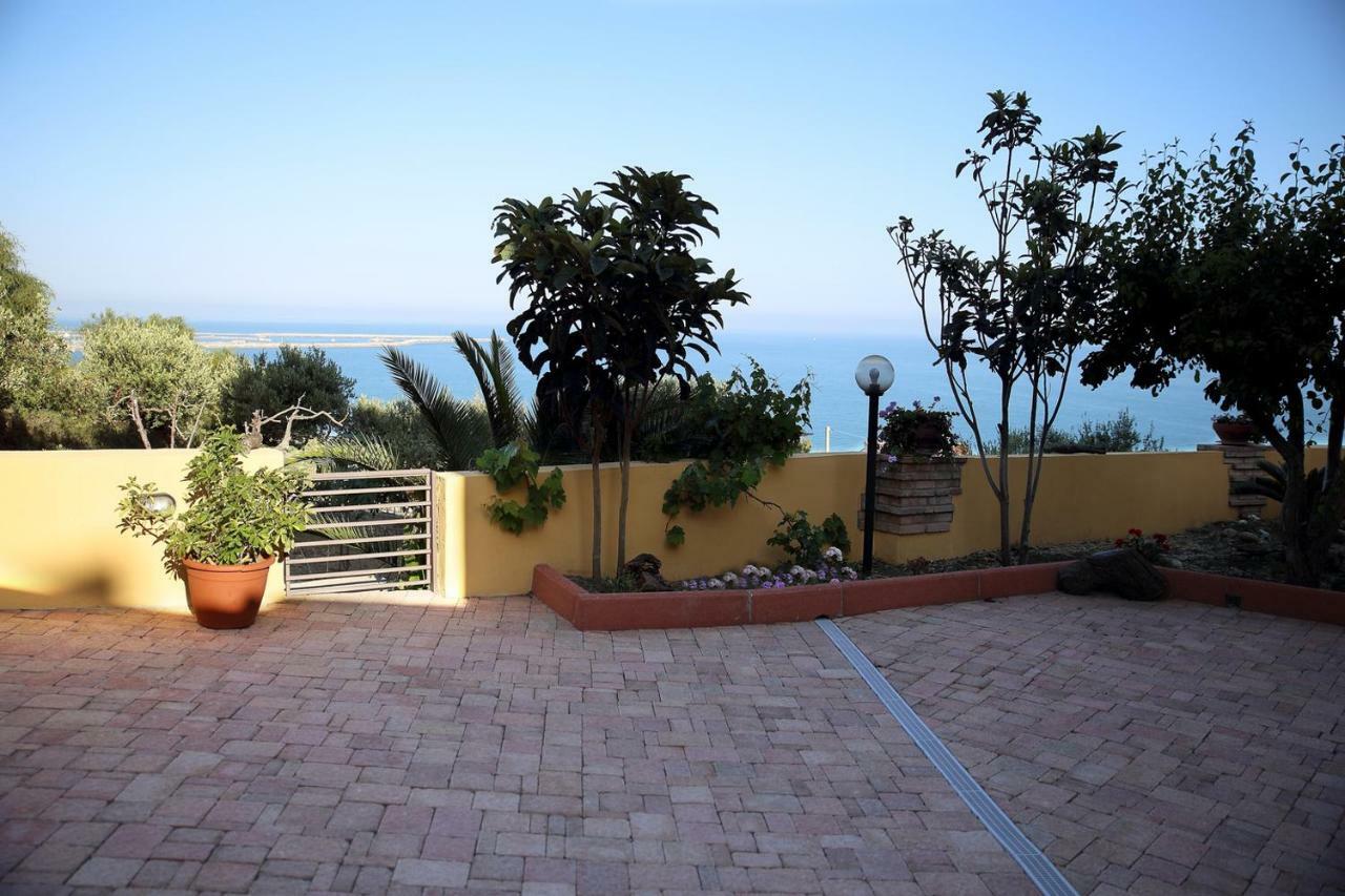Villa Yellow House Licata Exterior foto